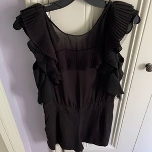 BCBG MAXAZRIA size 4 black ruffle shoulder romper